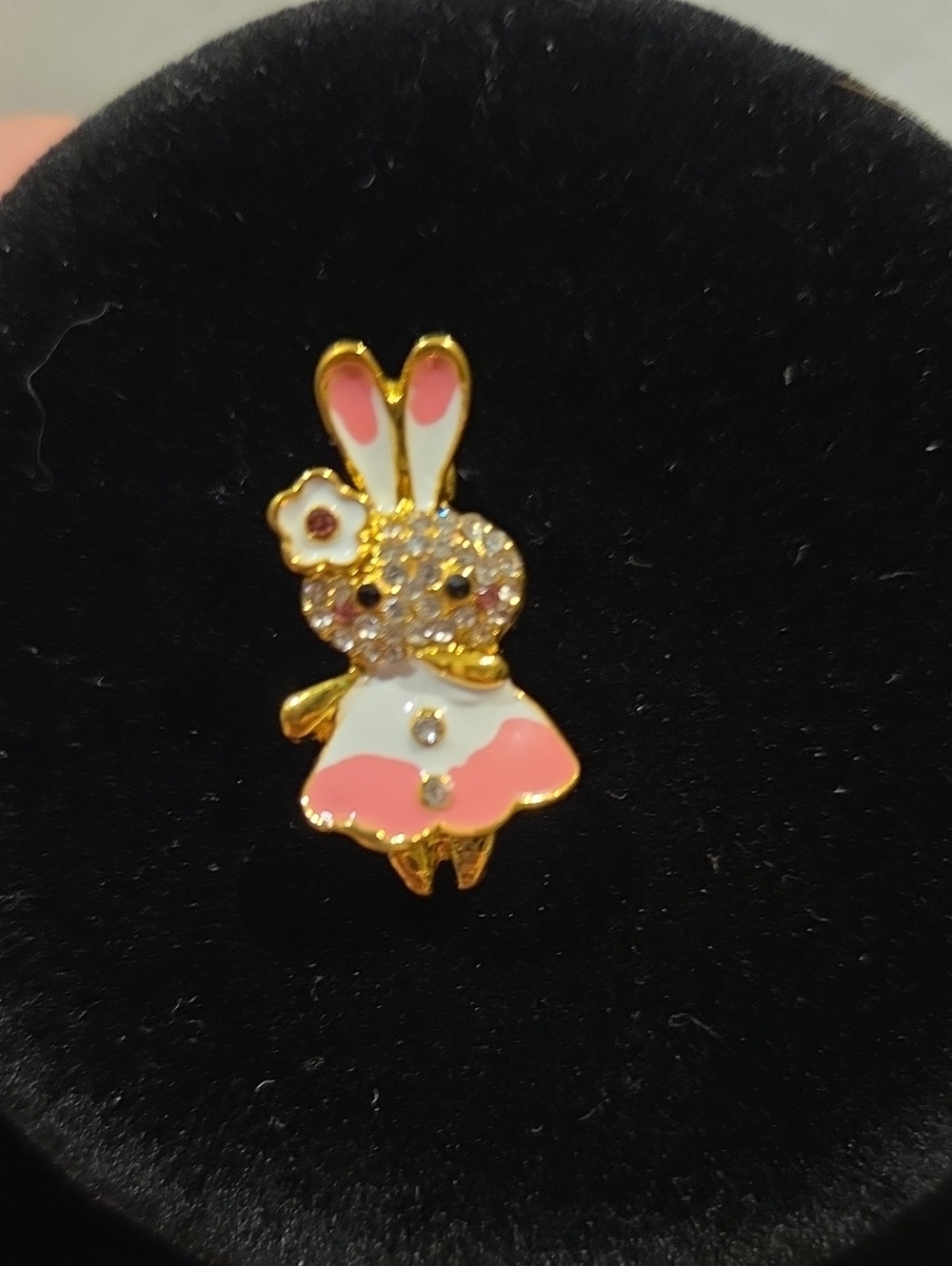 BUNNY BROOCH
